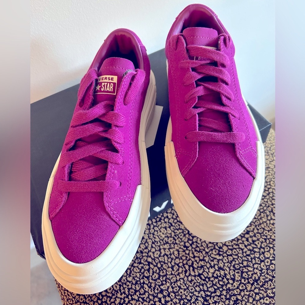 Unisex Converse CTAS Cruise Suede in Quantum Violet Men 9/Women 10.5